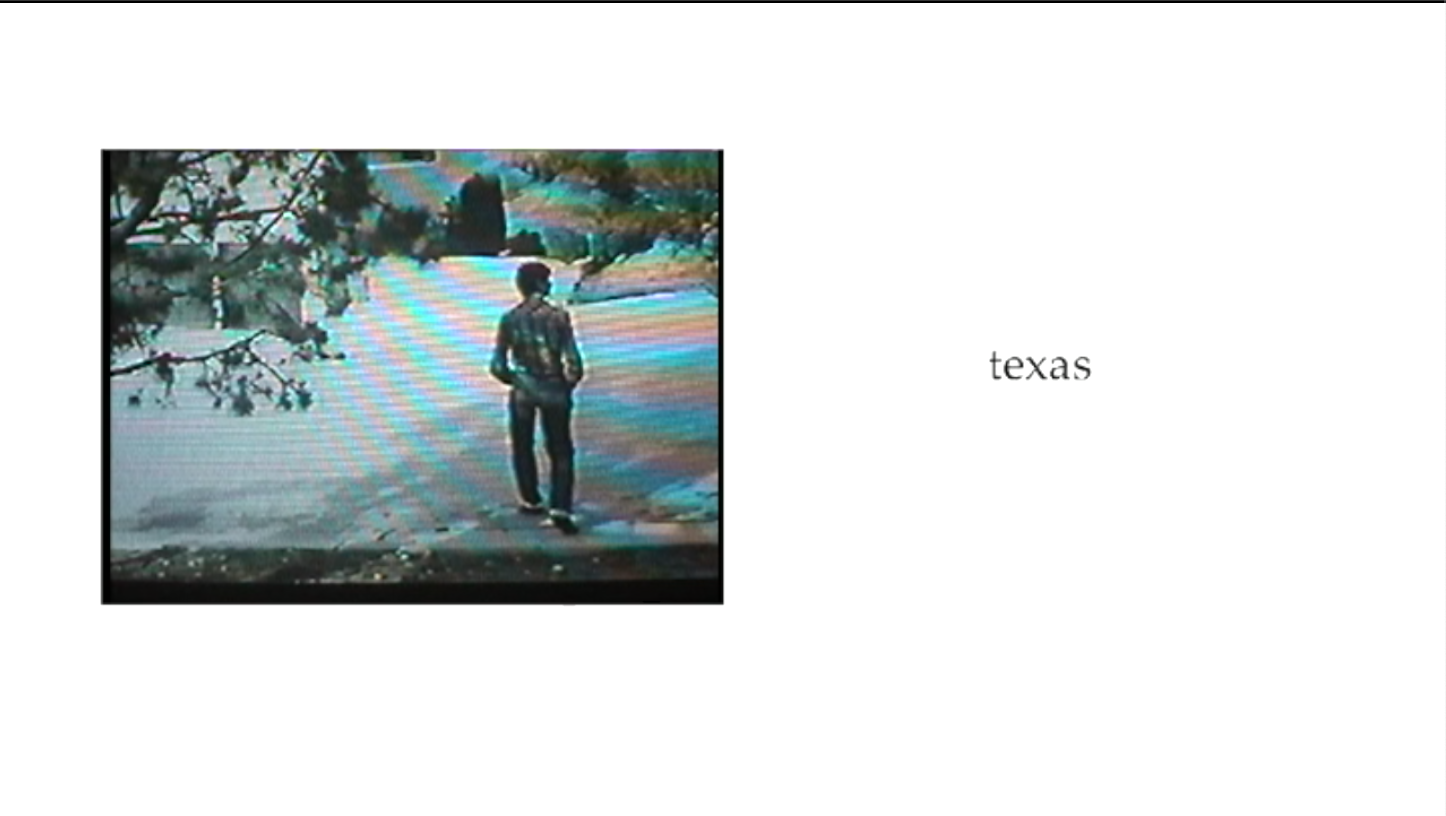 fond blanc avec une vidéo dessus